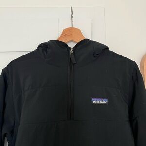 Patagonia quilted half-zip hoodie